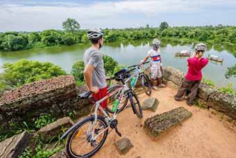 Cycling  tour at Angkor