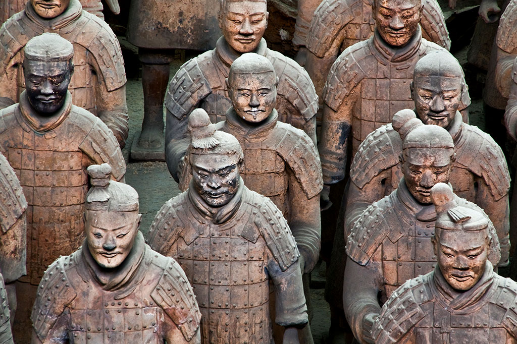 Row of Terracotta warrios in Xi'An