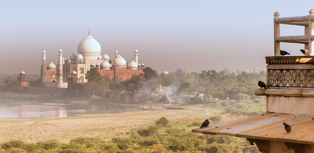 View over the plains of the Taj Mahal