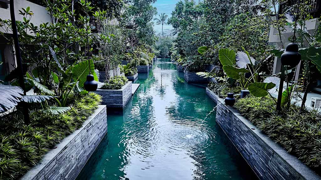 Hoshinoya Bali pool