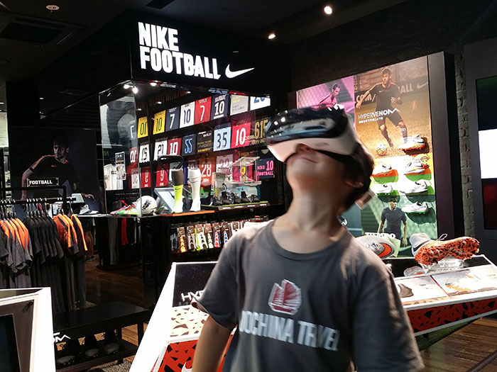 Nike store Tokyo Oculus Rift