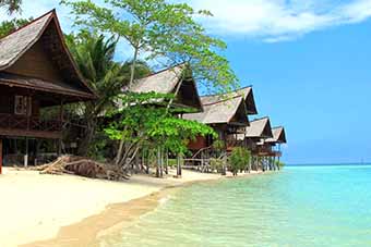 Lankayan Island Dive Resort villas
