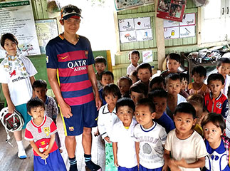 Volunteering at school in Inle Lake, Myanmar