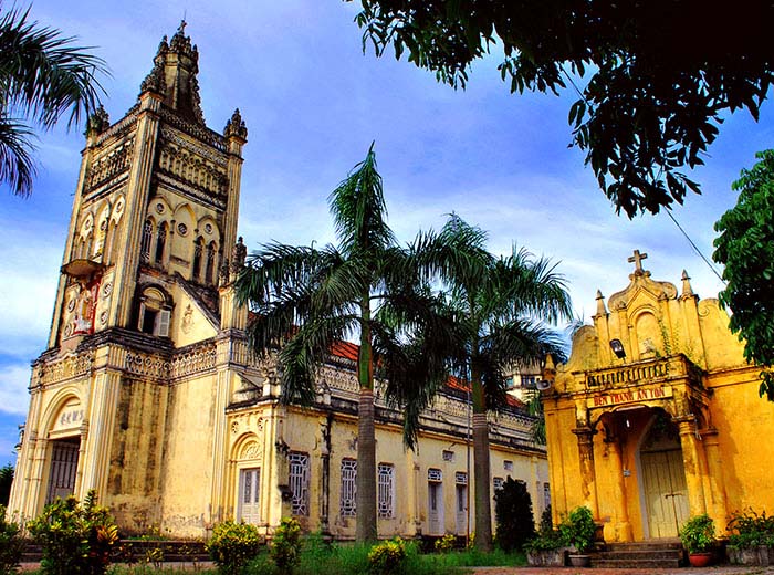 Bao Dap Cathedral, Hanoi, Vietnam