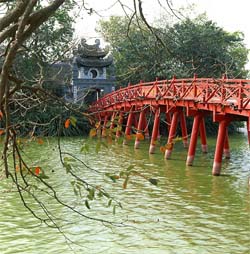 Hoan Kiem Lake Tour, Hanoi