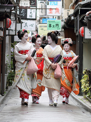 local japanese women